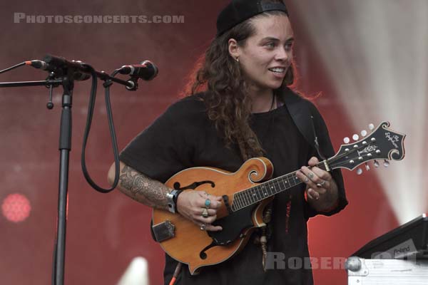 TASH SULTANA - 2017-07-07 - BELFORT - Presqu'ile de Malsaucy - Greenroom - 